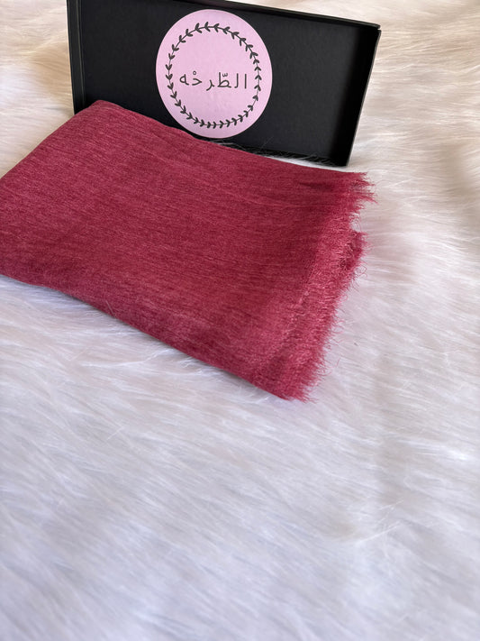 Ruffled Linen Hijab ( Light Burgandy )