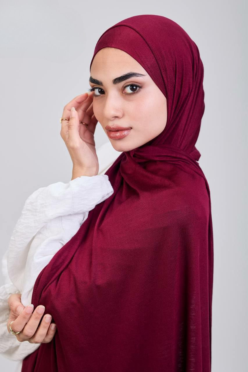 Easy hijab with bandana (Burgandy)