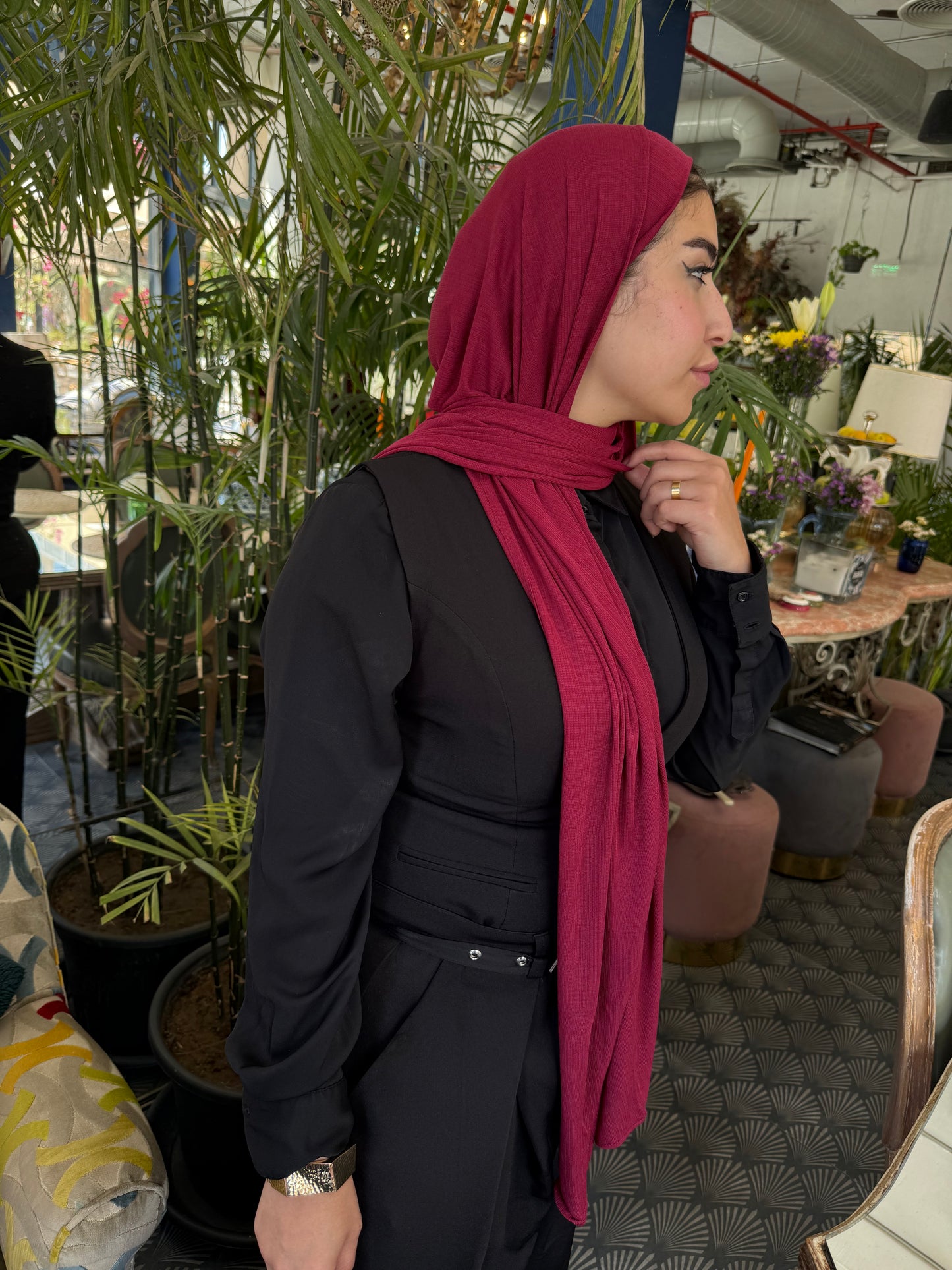 Elegant Kuwaiti Scarf With Bandana ( Burgandy )