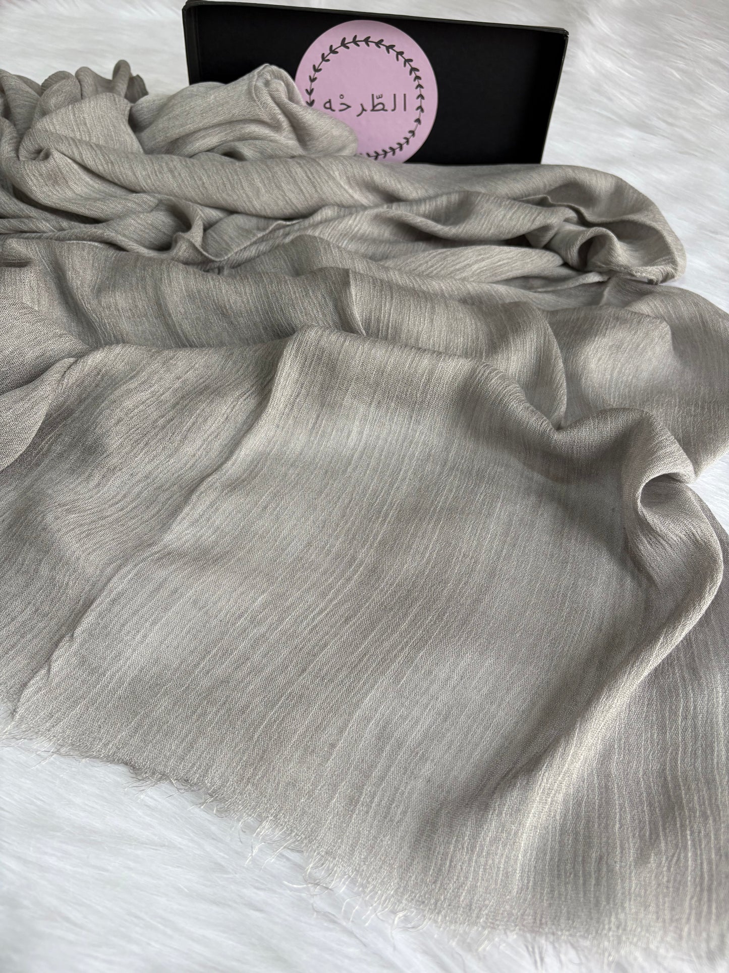 Ruffled Linen Hijab ( Soft Gray )
