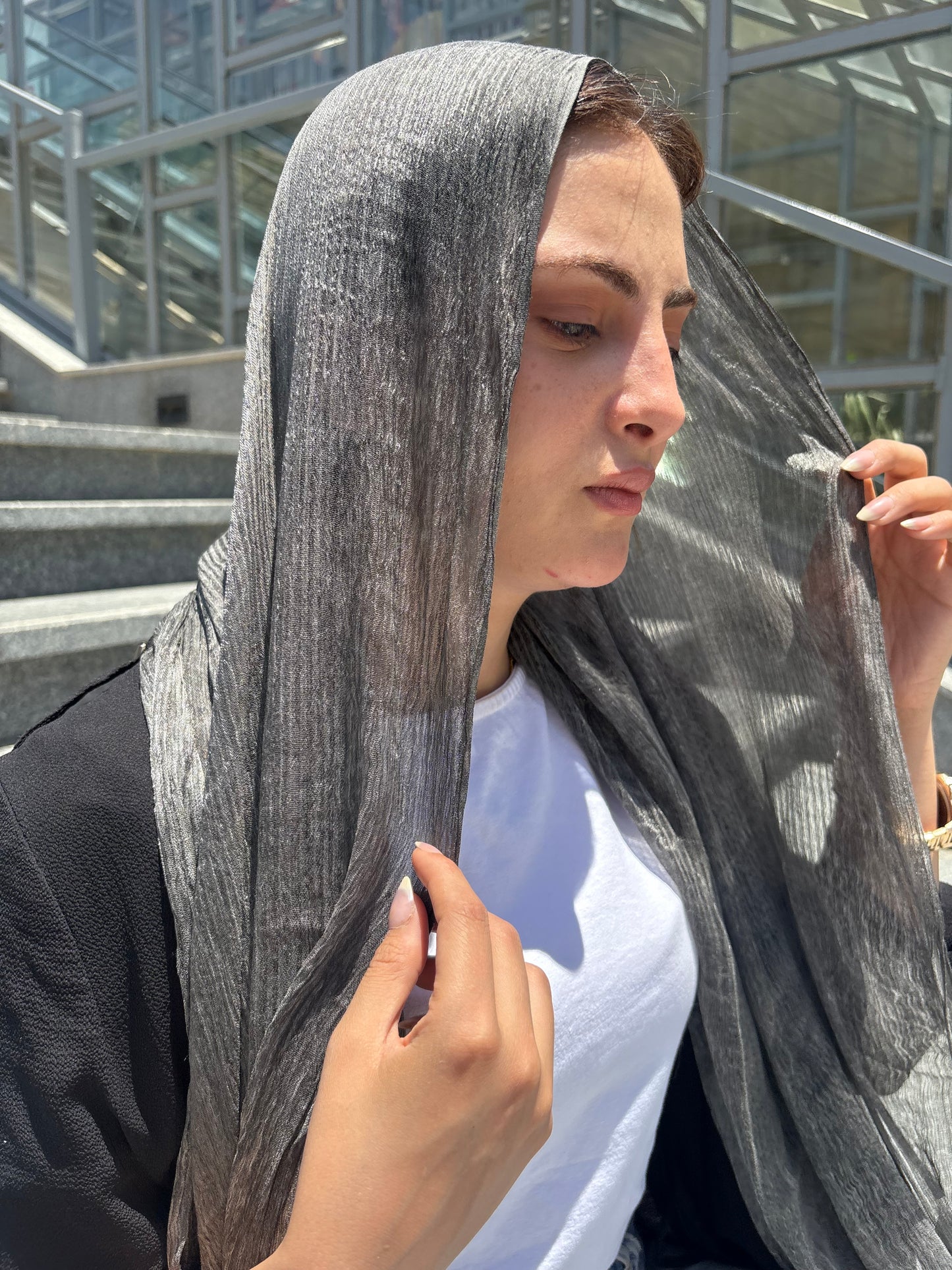 Messy Chiffon Hijab ( Gray)