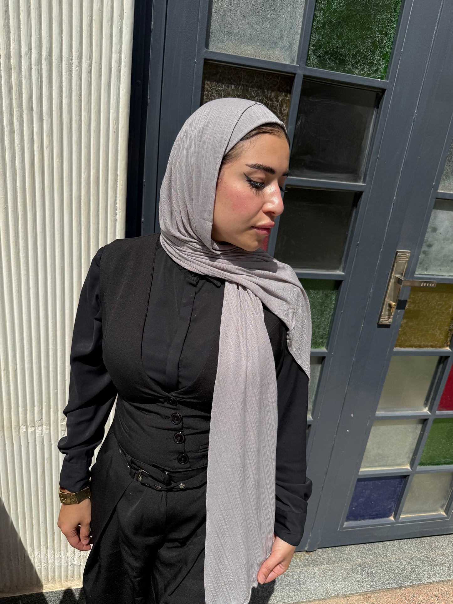 Elegant Kuwaiti Scarf With Bandana (Soft Gray )