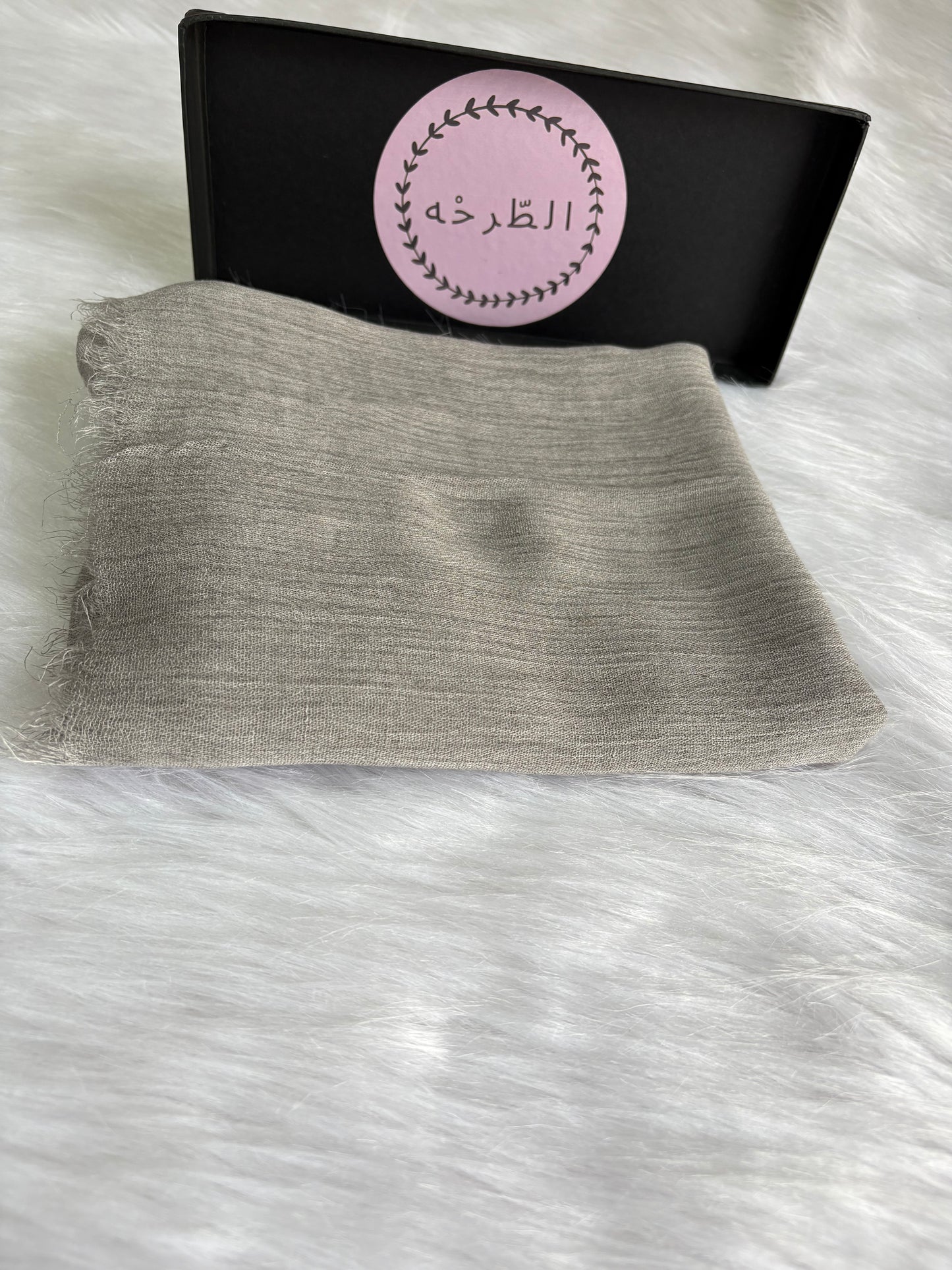Ruffled Linen Hijab ( Soft Gray )