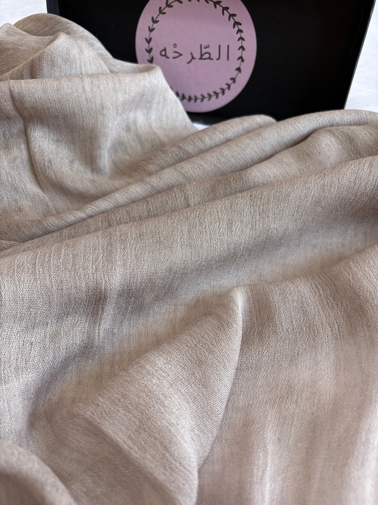 Ruffled Linen Hijab ( greige)