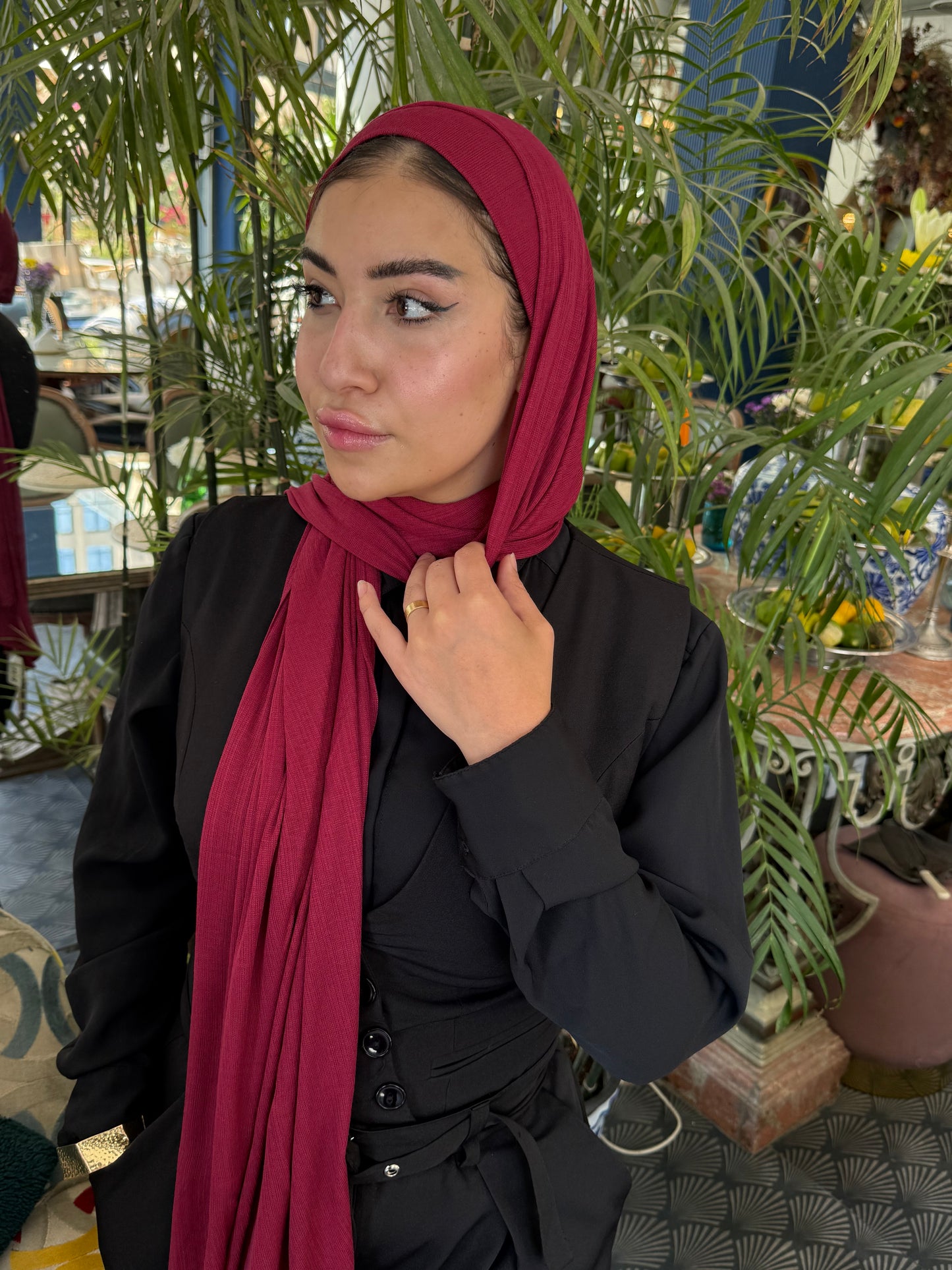 Elegant Kuwaiti Scarf With Bandana ( Burgandy )