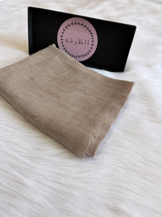 Ruffled Linen Hijab ( greige)