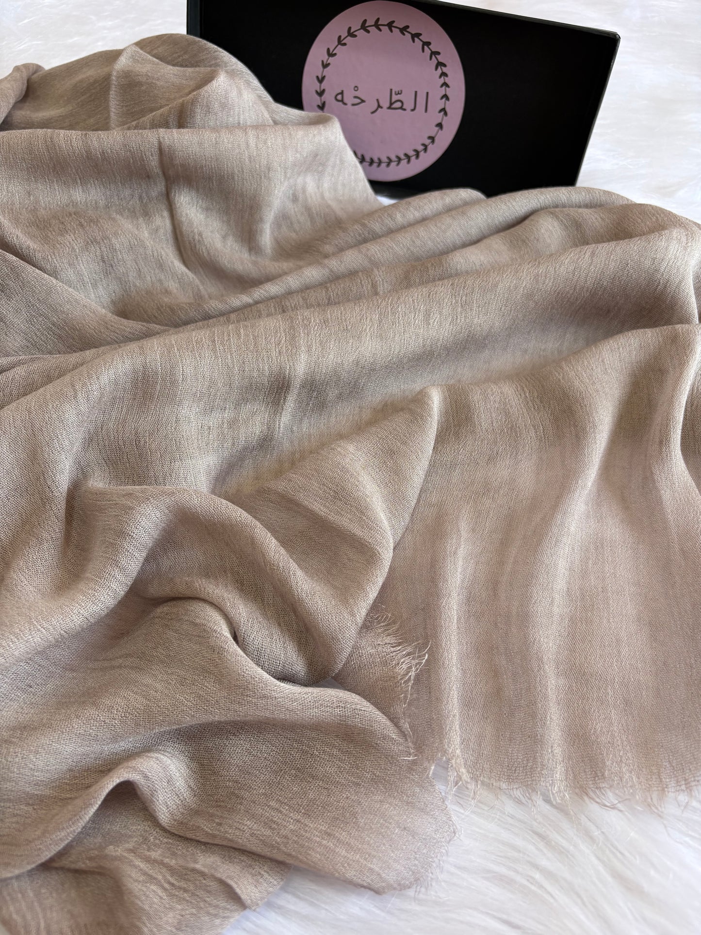 Ruffled Linen Hijab ( greige)