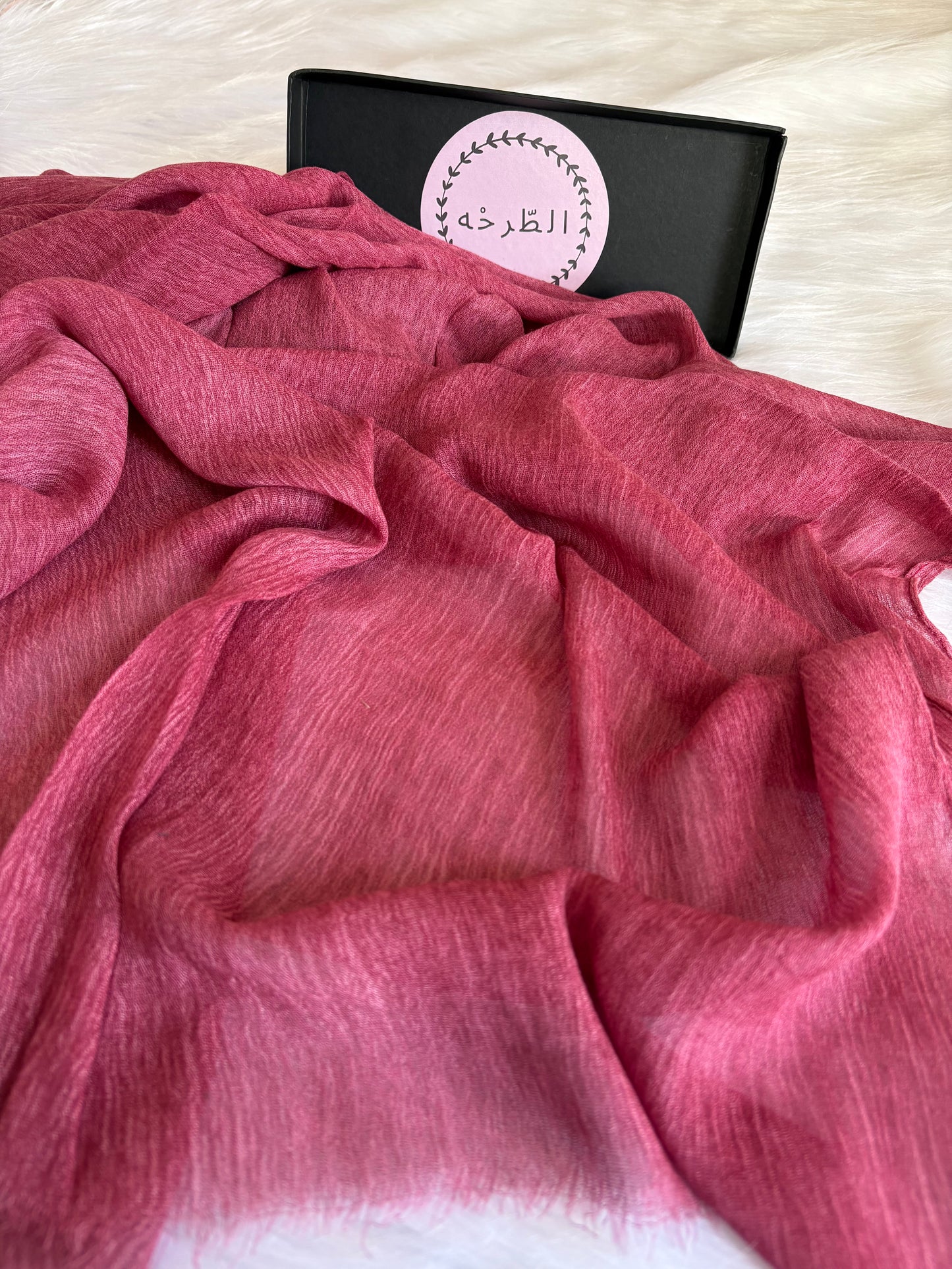 Ruffled Linen Hijab ( Light Burgandy )